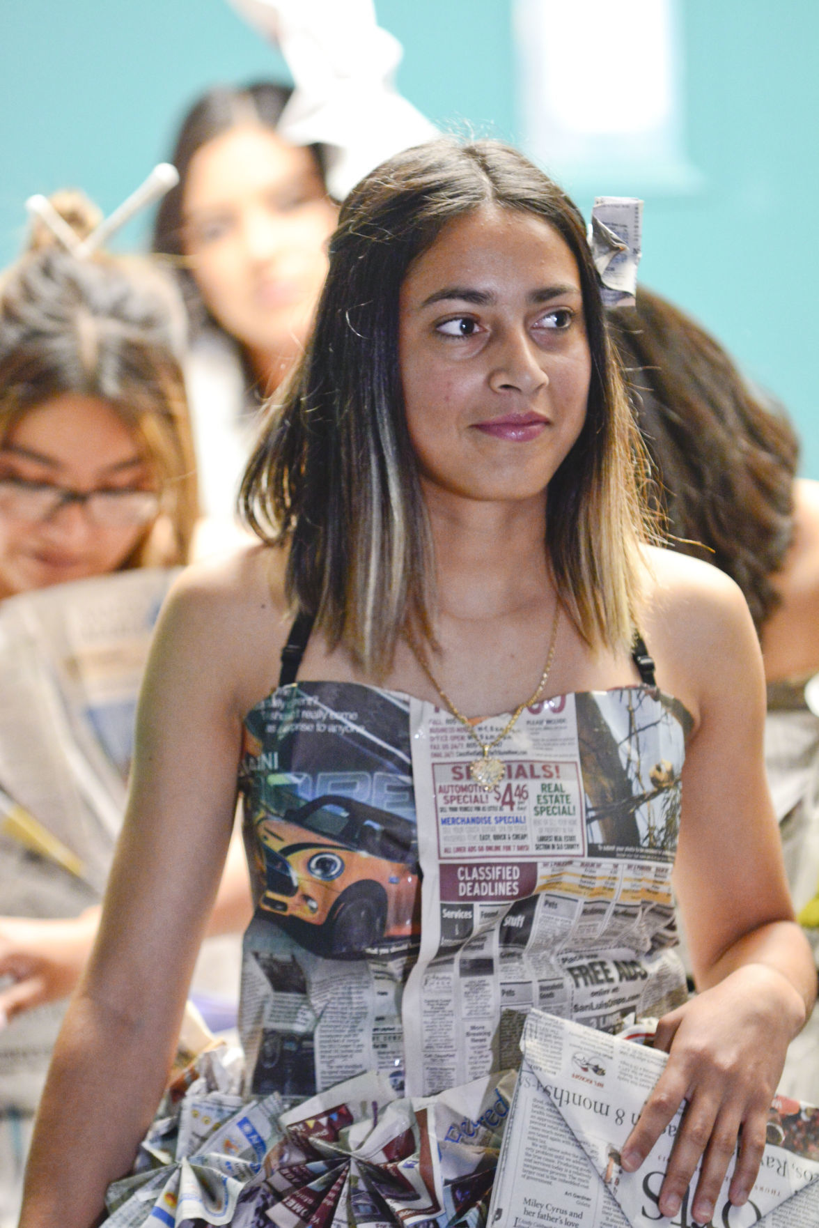 083018 Newspaper fashion 07.jpg